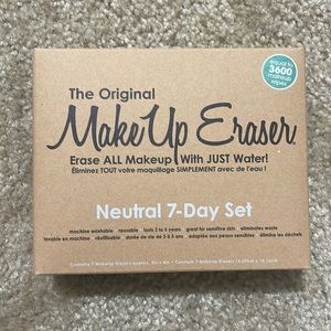 The original makeup eraser neutral 7-day set
